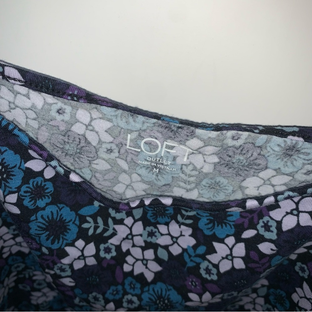 Loft TankTop - Picture 2 of 3
